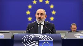 Армения все активнее стремится в Евросоюз, ища поддержку у США и Грузии. Оппозиция бессильна