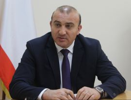 Глава администрации Симферопольского района Алексанов не объяснил причину своего увольнения
