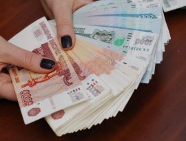 Во Владикавказе 56-летняя аферистка сняла более 200 тыс рублей с карты пенсионера