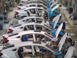Китай уже поставил рекорд по приросту автомобильных продаж в России