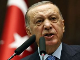 Эрдоган начал избирательную кампанию с войны против курдов 