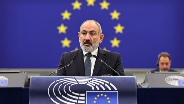 Армения все активнее стремится в Евросоюз, ища поддержку у США и Грузии. Оппозиция бессильна