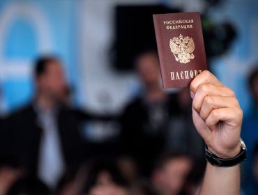 Секс и наркотики. За что натурализованных иностранцев лишают гражданства России